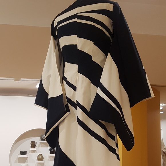 Meet your Posher, Erika - Picture 1 of 1